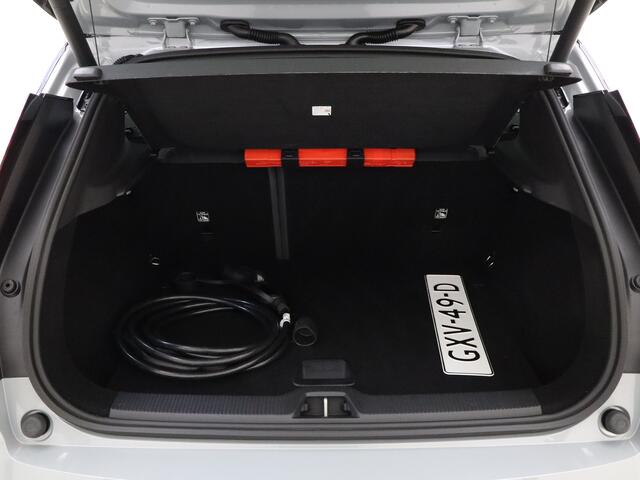 Volvo EX30 Twin Motor Performance Ultra 69 kWh | AWD | Stoel/- en stuurverwarming | Getinte ruiten achter | Elektr. voorstoelen