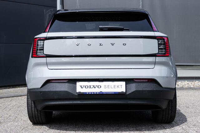 Volvo EX30 Single Motor Extended Range Plus 69 kWh | Getint Glas Achter | Pine Interieur | Adaptieve Cruise Control | Keyless Entry | Parkeersensoren | Dodehoekdetectie Met Correctie | Apple Carplay/Android Auto | Rijstrooksensor Met Correctie