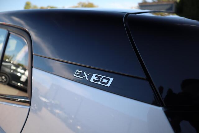 Volvo EX30 Single Motor Extended Range Plus 69 kWh | Warmtepomp | Trekhaak | Stoel/+Stuurwielverwarming |