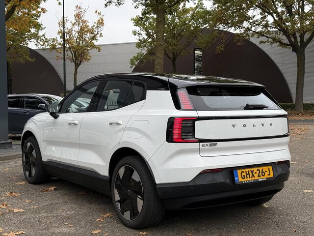 Volvo EX30 Twin Motor Performance Plus 69 kWh ELEKTRISCHE STOEL. | STOEL/ STUUR VERWARMING |VOLVO FABRIEKSGARANTIE|