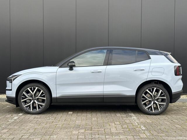 Volvo EX30 Single Motor Extended Range Plus 69 kWh / Harman/Kardon / 20 Inch / adaptive cruise / elek. kofferbak / extra getint glas / range 475 km