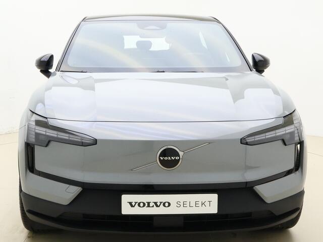 Volvo EX30 Extended Range Plus 69 kWh / Stoel/- en stuurverwarming / Harman en Kardon /