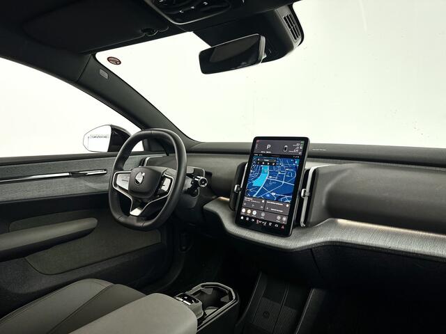 Volvo EX30 Single Motor Extended Range Plus 69 kWh | Parkeercamera | Harman Kardon | Stoel- en Stuurverwarming