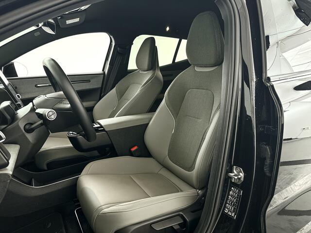 Volvo EX30 Single Motor Extended Range Plus 69 kWh | Parkeercamera | Harman Kardon | Stoel- en Stuurverwarming