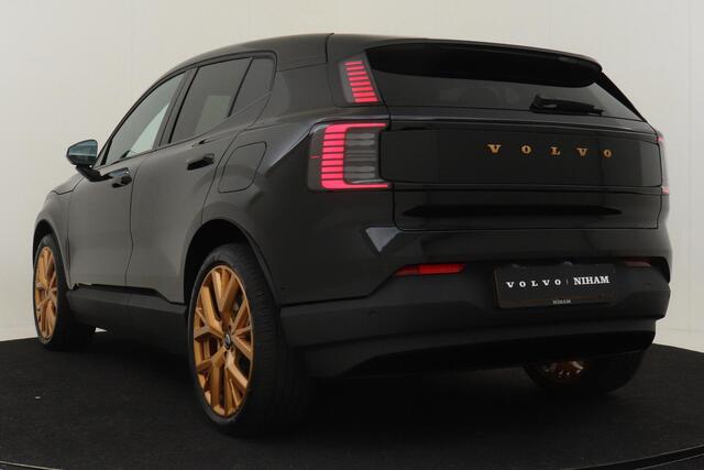 Volvo EX30 TWIN MOTOR PERFORMANCE ULTRA EUROPA SPORT 69 kWh -PANO.DAK|HARMAN/KARDON|360°CAM|AUT.INPARKEREN|BLIS|PRIVACY.GLAS|20"|LEDER