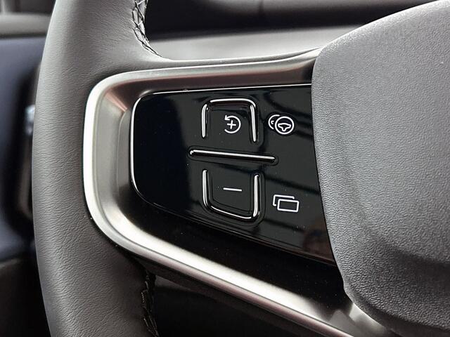 Volvo EX30 Cross Country Twin Motor Performance AWD Ultra