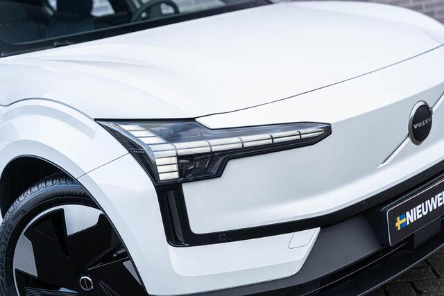 Volvo EX30 Single Motor Extended Range Plus 69 kWh | Google | Long Range | Keyless | Camera | Adaptieve Cruise | Elek. Achterklep | Harman Kardon Audio | Getint Glas | 19" LM
