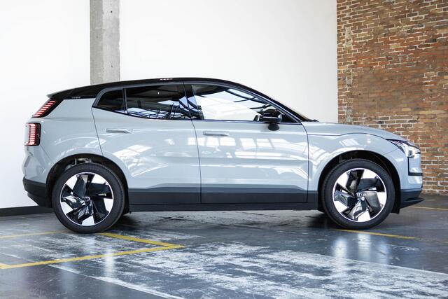 Volvo EX30 Single Motor Extended Range Europa 69kwh | Electrische bedienbare Voorstoelen | Stoelverwarming | Stuurwielverwarming | Google infotainment | Harman Kardon Premium Audio | Parkeercamera | Parkeersensoren voor + achter