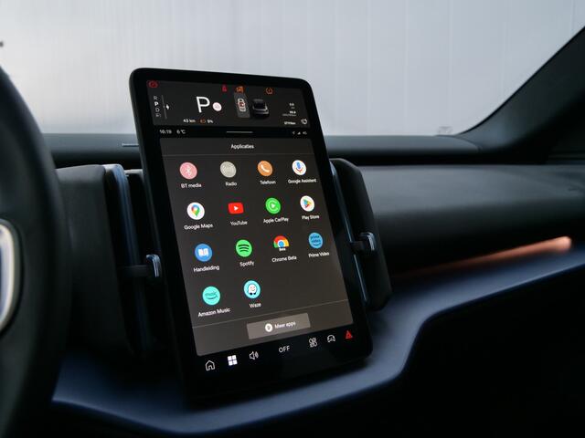 Volvo EX30 Single Motor Extended Range Ultra 69 kWh 272 Pk Automaat Navi / Pano-dak / Leer / 2 x Camera / DAB / Apple Carplay / SOH 98,1 %