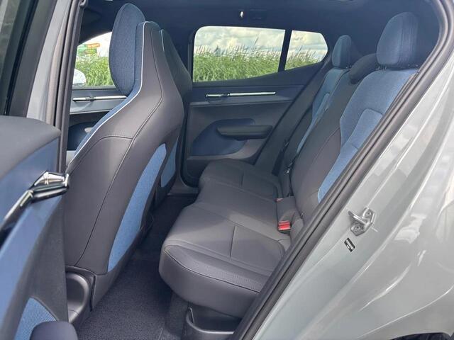 Volvo EX30 Single Motor Plus | Climate Elektrische stoelen | Harman/Kardon | DEMO