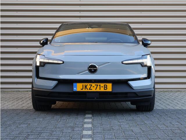 Volvo EX30 Twin Motor Performance Ultra 69 kWh | Climate pack | 20" velgen | Elektr. stoelen