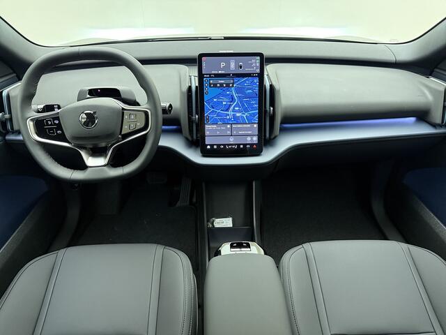 Volvo EX30 Extended Range Plus Black Edition Europa / Elektr. Stoelen / Stoel + Stuurw. Verwarming / Getint glas / 19'' / Harman & Kardon Audio / PDC + Camera / Adapt. Cruise / BLIS /