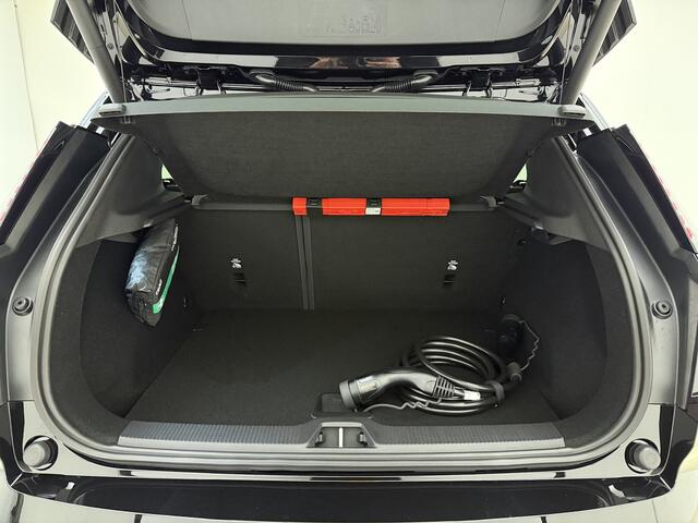 Volvo EX30 Extended Range Plus Black Edition Europa / Elektr. Stoelen / Stoel + Stuurw. Verwarming / Getint glas / 19'' / Harman & Kardon Audio / PDC + Camera / Adapt. Cruise / BLIS /
