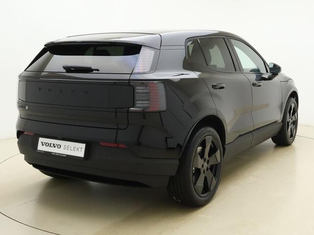 Volvo EX30 Extended Range Plus Black Edition Europa / Elektr. Stoelen / Stoel + Stuurw. Verwarming / Getint glas / 19'' / Harman & Kardon Audio / PDC + Camera / Adapt. Cruise / BLIS /