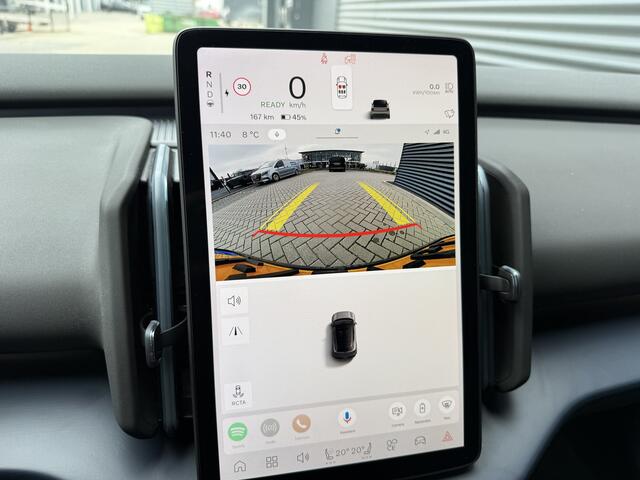 Volvo EX30 Single Motor Extended Range Plus 69 kWh Harman Kardon/Leder