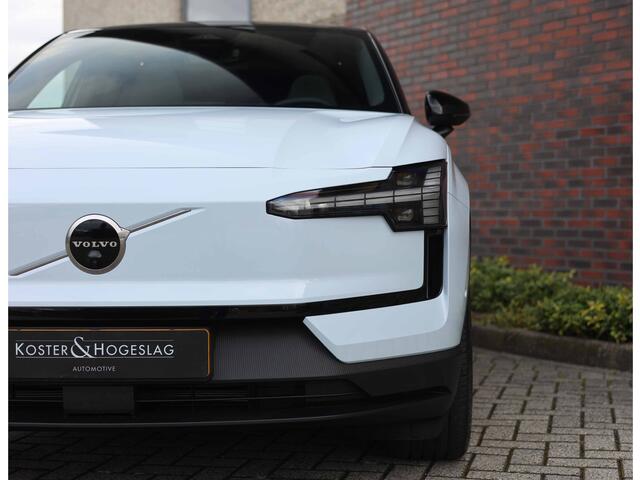 Volvo EX30 Twin Motor Ultra | 69 kWh - Pano - Harman Kardon
