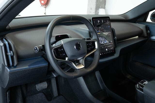 Volvo EX30 Single Motor Extended Range Plus Europa 69 kWh | Elektrisch Verstelbare Voorstoelen | Stoel & Stuurverwarming | Harman Kardon Premium Audio | Digital Key Plus |