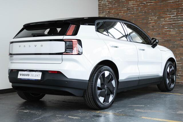 Volvo EX30 Single Motor Extended Range Plus Europa 69 kWh | Elektrisch Verstelbare Voorstoelen | Stoel & Stuurverwarming | Harman Kardon Premium Audio | Digital Key Plus |