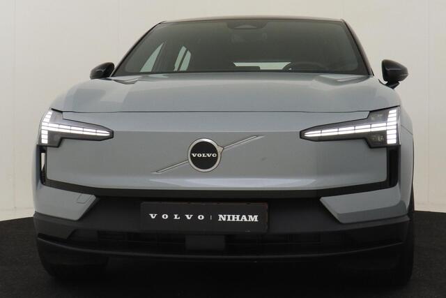 Volvo EX30 SINGLE MOTOR PLUS 51 kWh -CLIMATE|CARPLAY|CAMERA|ADAP.CRUISE|HARMAN/KARDON|20"