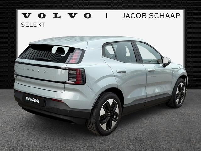 Volvo EX30 Single Motor Extended Range Core 69 kWh / Stuur & Stoelverwarming / Trekhaak /