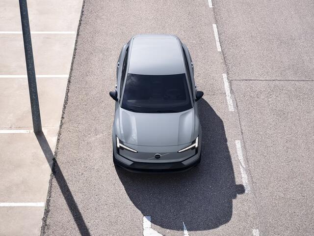 Volvo EX30 P3 Long Range Plus Europa 69 kWh | Parkeercamera | Harman Kardon | Stoel- en Stuurverwarming | Elektrische stoelen