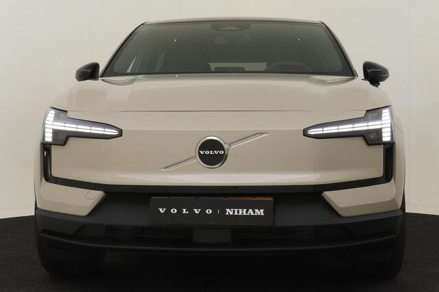 Volvo EX30 SINGLE MOTOR EXTENDED RANGE PLUS EUROPA 69 kWh -HARMAN/KARDON|POWER-SEATS|PRIVACY.GLAS|20"|PINE