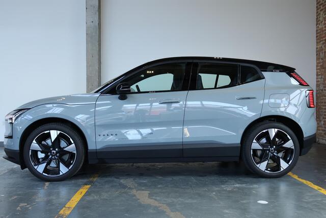 Volvo EX30 Twin Motor Performance Ultra 69 kWh | Panoramadak | 360 graden camera | Warmtepomp | Adaptieve cruise control | Apple carplay/Android auto | Keyless