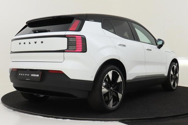 Volvo EX30 SINGLE MOTOR EXTENDED RANGE ULTRA 69 kWh -PANO.DAK|HARMAN/KARDON|20"|CLIMATE|AUT.PARKEREN|PRIVACY.GLAS