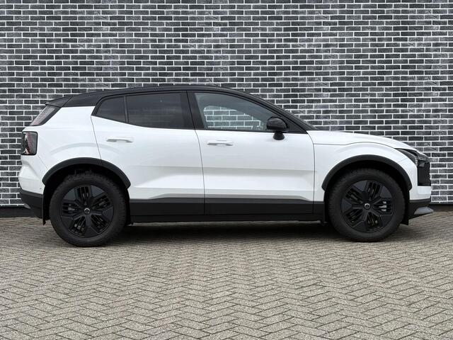 Volvo EX30 Cross Country Twin Motor Performance Ultra 69 kWh | Warmtepomp | Panoramadak | Tailored Wool | 360 Graden Camera | Cruise Control Adaptief | Google Maps