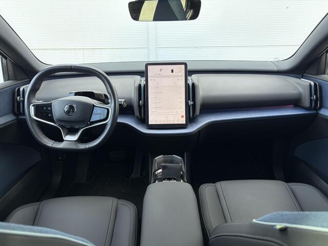 Volvo EX30 Single Motor Extended Range Ultra 69 kWh / SOH 91,5 % / Eerste Eigenaar / Dealer onderhouden / Trekhaak ( 1400 kg ) / Duurste uitvoering /