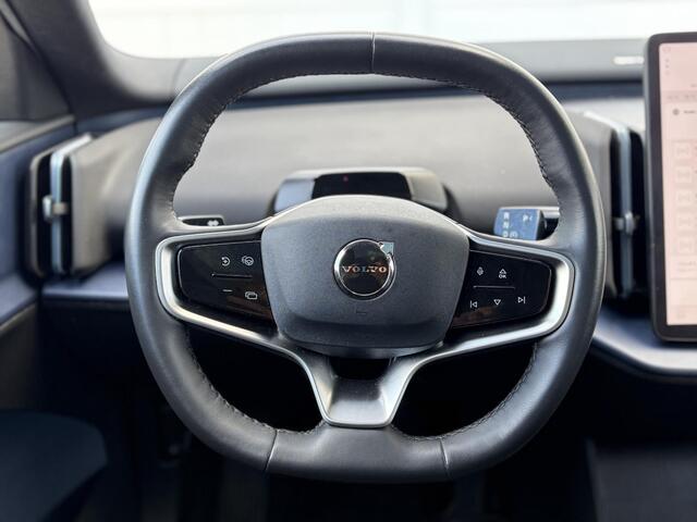 Volvo EX30 Single Motor Extended Range Ultra 69 kWh / SOH 91,5 % / Eerste Eigenaar / Dealer onderhouden / Trekhaak ( 1400 kg ) / Duurste uitvoering /