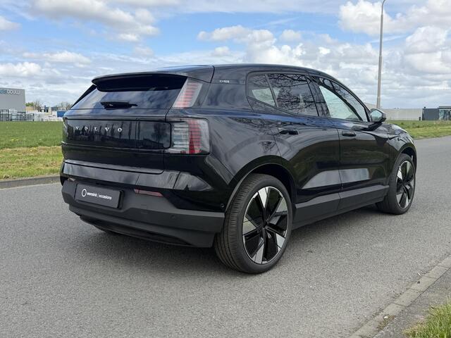 Volvo EX30 Twin Motor Performance Ultra 69 kWh | SOH 92,3% | Warmtepomp | Harman\ Kardon | Apple Carplay/Android Auto | Cruise control | DAB | Panoramadak | 360 camera |