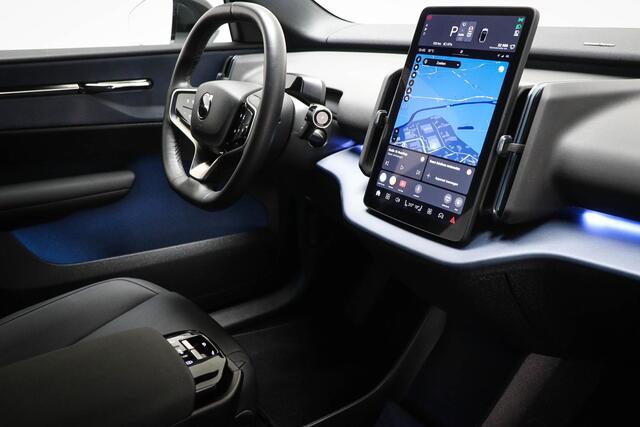 Volvo EX30 Single Motor Extended Range Plus 69 kWh SOH 99% | CLIMATE PACK | STUURVERWARMING | DAB | APPLE | CAMERA | TREKHAAK