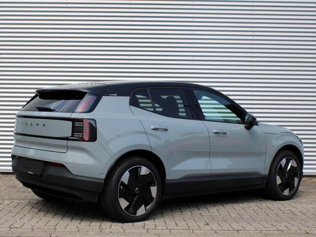 Volvo EX30 Single Motor Extended Range Plus Automaat / Climate Pack / Elektr. instelbare voorstoelen / Privacy Glass