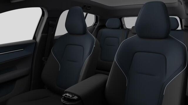 Volvo EX30 P5 Long Range Ultra Black Edition Europa 69 kWh | Panoramadak | Power Seats | Harman / Kardon | 360 Camera | 22KW lader | BLIS |