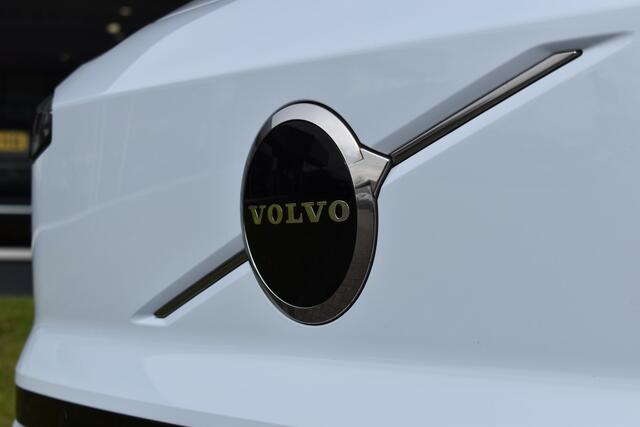 Volvo EX30 Single Motor Extended Range Plus 69 kWh | ACC | BLIS | Camera | H&K | 19"LMV |