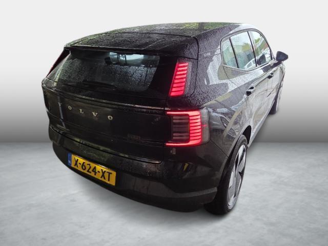 Volvo EX30 Single Motor Extended Range Plus 69 kWh | Stoel en Stuurverwarming | Adaptieve Cruise Control | BLIS | DAB+ | Keyless Entry | Parkeercamera |