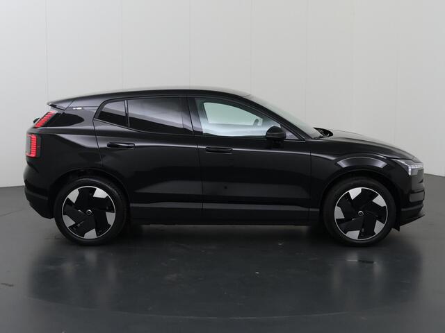 Volvo EX30 Single Motor Extended Range Plus 69 kWh | warmtepomp | Dodehoekdetectie | Achteruitrijcamera | Stoelverwarming | Stuurwielverwarming | Cruise control adaptief |