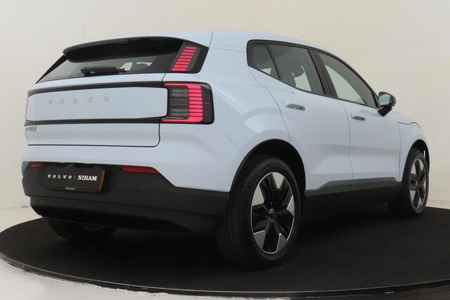 Volvo EX30 SINGLE MOTOR EXTENDED RANGE CORE 69 kWh -CLIMATE|CARPLAY|CAMERA|ADAP.CRUISE