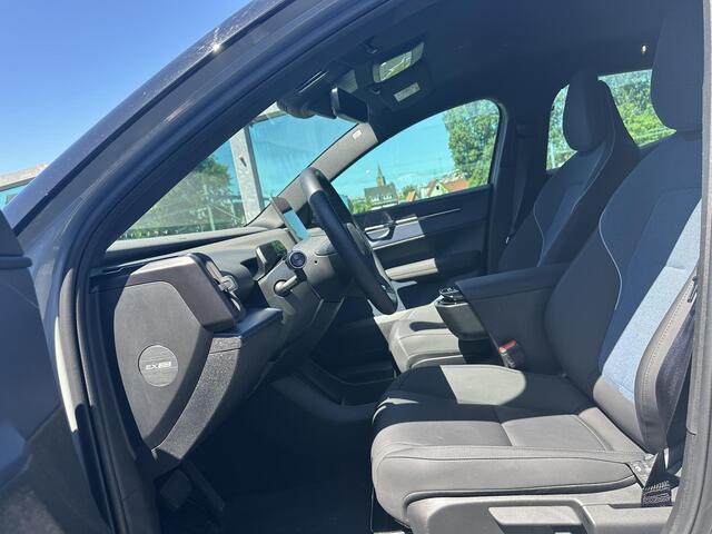 Volvo EX30 Single Motor Plus 51 kWh Automaat, Climate line, Stoel-en stuurwielverwarming, Warmtepomp, Zwart dak, Driver assist, Pilot assist, Adaptive cruise, BLIS