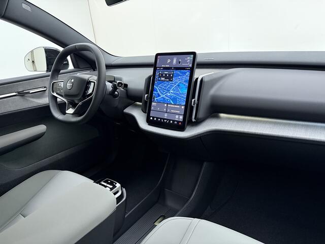 Volvo EX30 Cross Country P5 Long Range Plus Europa / Pine Interieur / Extra getint glas achter / Elektr. Stoelen / ACC / BLIS / Stoelverwarming /