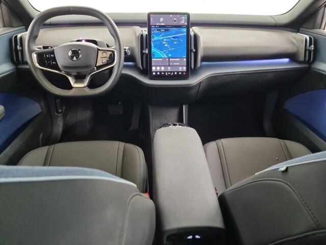 Volvo EX30 Single Motor Extended Range Plus 69 kWh | Trekhaak | Power Seats | Memory | Stoel/stuurverwarming | Camera | Harman/Kardon | Warmtepomp | DAB | BLIS |