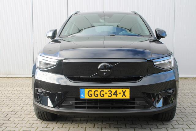 Volvo EX40 Single Motor Plus Black Edition 70 kWh | Harman Kardon | Pixel LED | Trekhaak