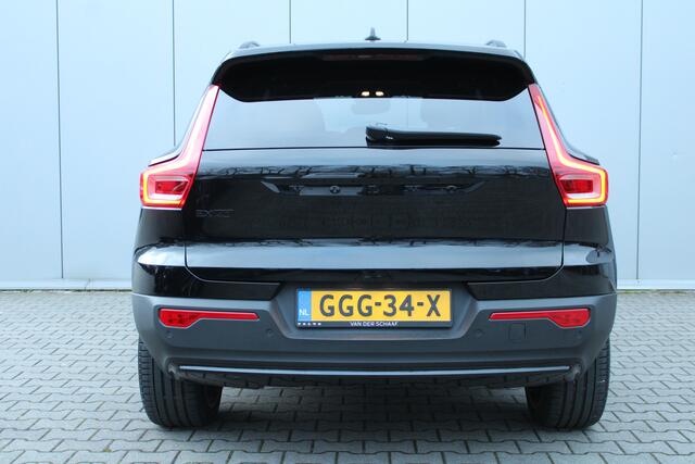 Volvo EX40 Single Motor Plus Black Edition 70 kWh | Harman Kardon | Pixel LED | Trekhaak