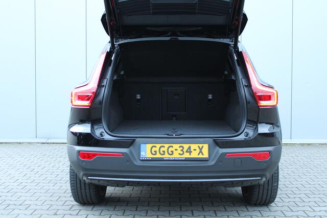 Volvo EX40 Single Motor Plus Black Edition 70 kWh | Harman Kardon | Pixel LED | Trekhaak