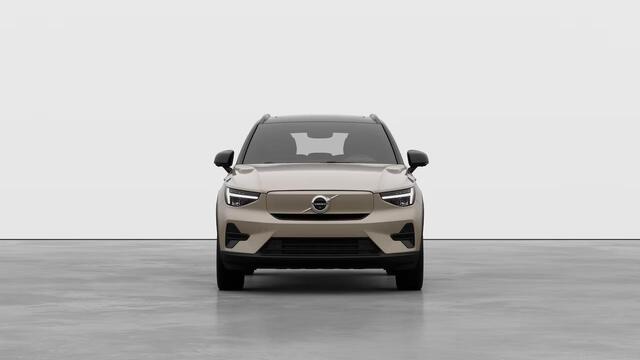 Volvo EX40 Single Motor Extended Range Ultra 82 kWh | Elektrisch Verstelbare Voorstoelen | Schuif/Kantel Panoramadak | Stoelverwarming Voor + Achter | 360º Parkeercamera |