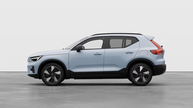 Volvo EX40 Single Motor Extended Range Core | Harman Kardon audio | Adaptive Cruise control | Parkeerverwarming met timer | Pilot Assist | Google Maps navigatie