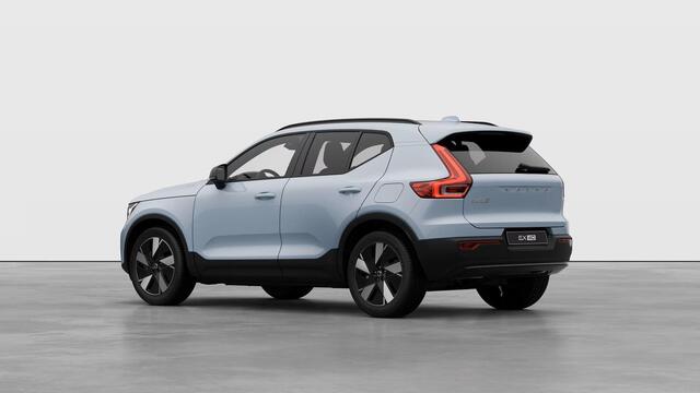 Volvo EX40 Single Motor Extended Range Core | Harman Kardon audio | Adaptive Cruise control | Parkeerverwarming met timer | Pilot Assist | Google Maps navigatie