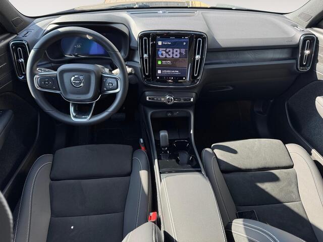 Volvo EX40 Single Motor Ext. Range Ultra Black Edition | Panoramadak | 360 graden camera | Harman/Kardon | Pixel LED |