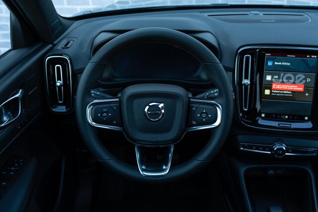 Volvo EX40 Black Edition Ultra Single Motor Extended Range | Snel rijden| Op voorraad | Climate Line | Edition Pack